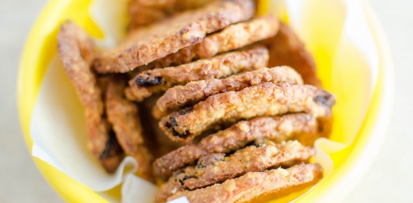 Oatmeal, Carrot and Raisin Cookies
